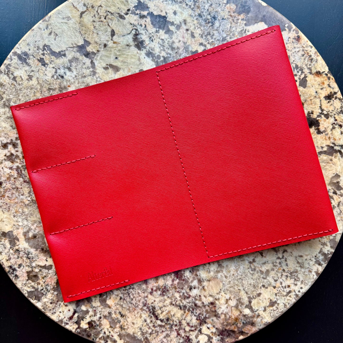 STUDIO PORTFOLIO ITALIAN RED (M)