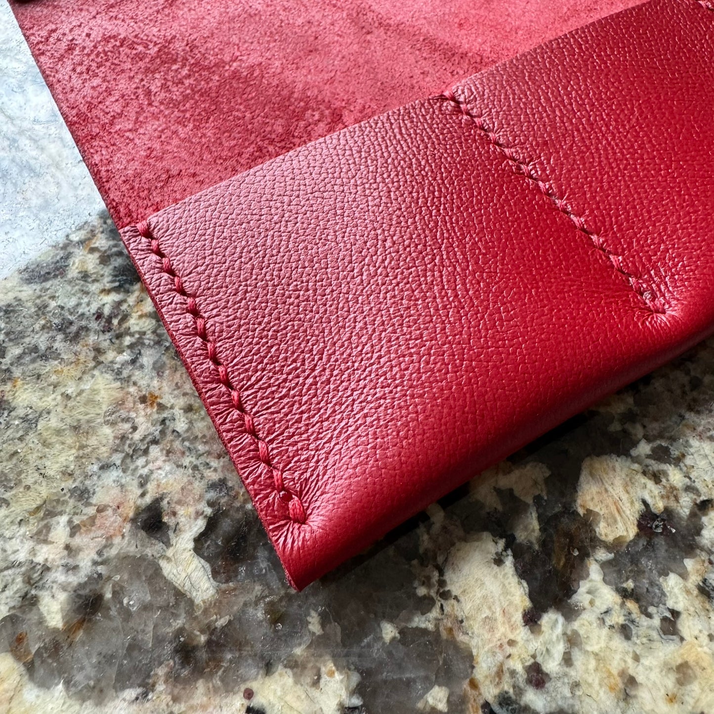 STUDIO PORTFOLIO CHERRY RED