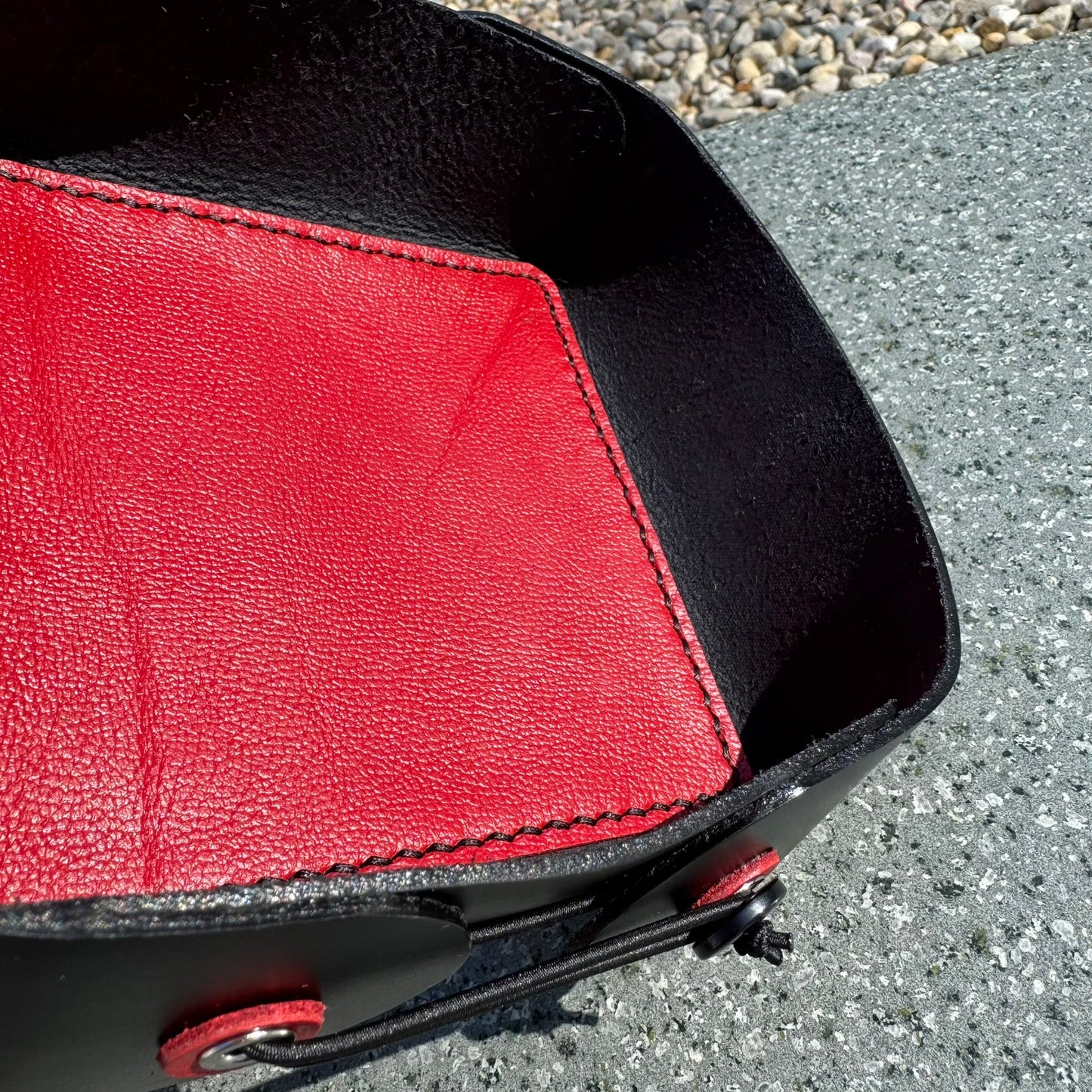 SQUARE VALET TRAY