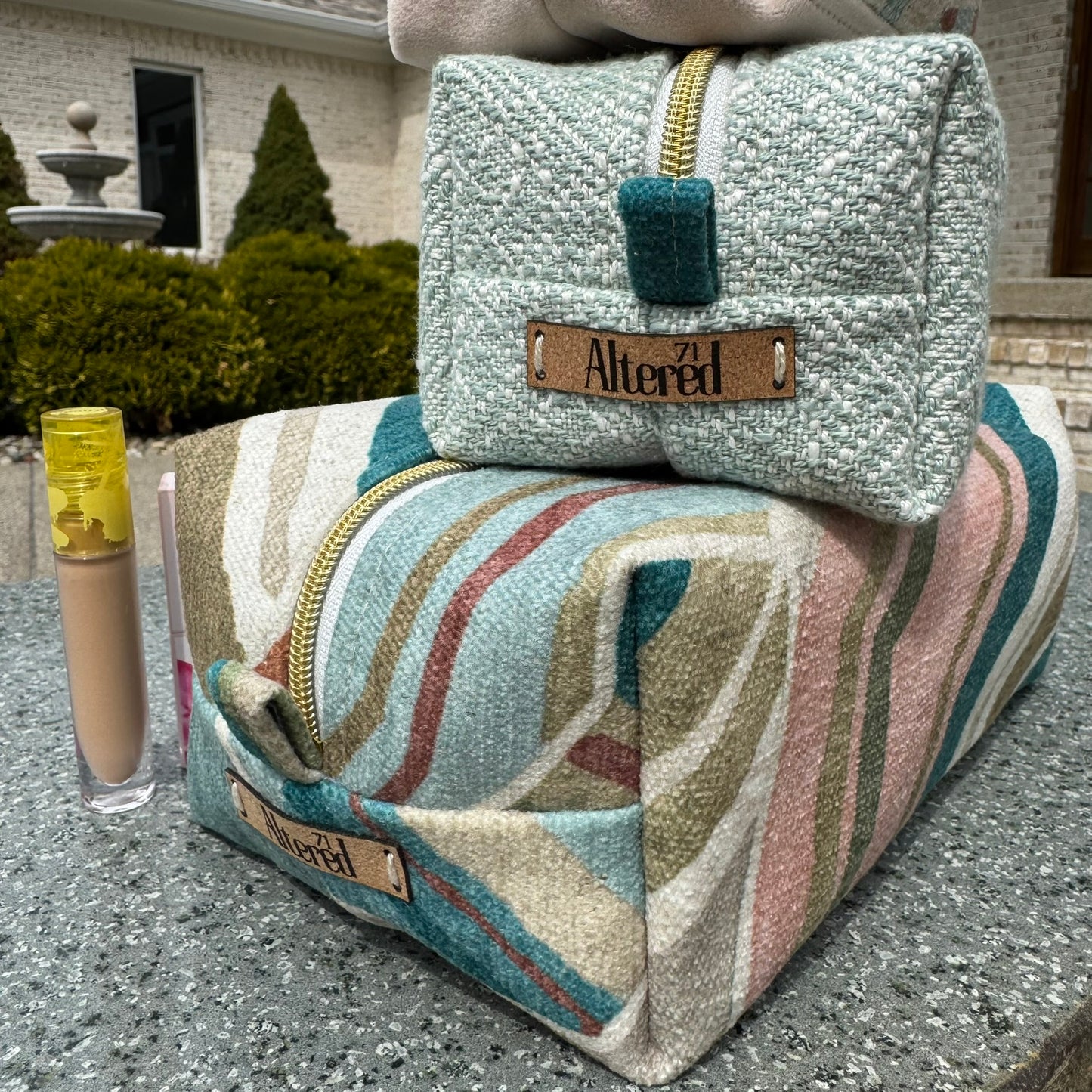 COSMETIC BAG TRIO