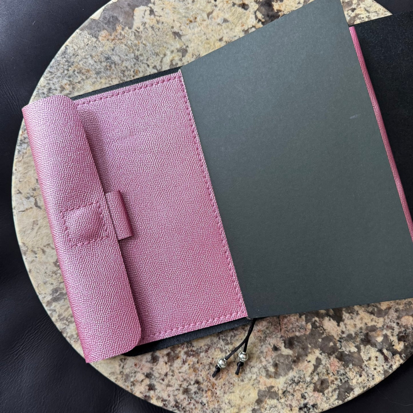 STUDIO PORTFOLIO Ltd. Ed. PINK (M)