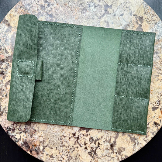 STUDIO PORTFOLIO ENGLAND GREEN (M)