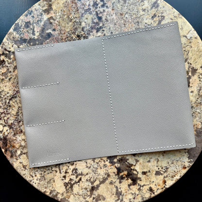 STUDIO PORTFOLIO GREY (M)