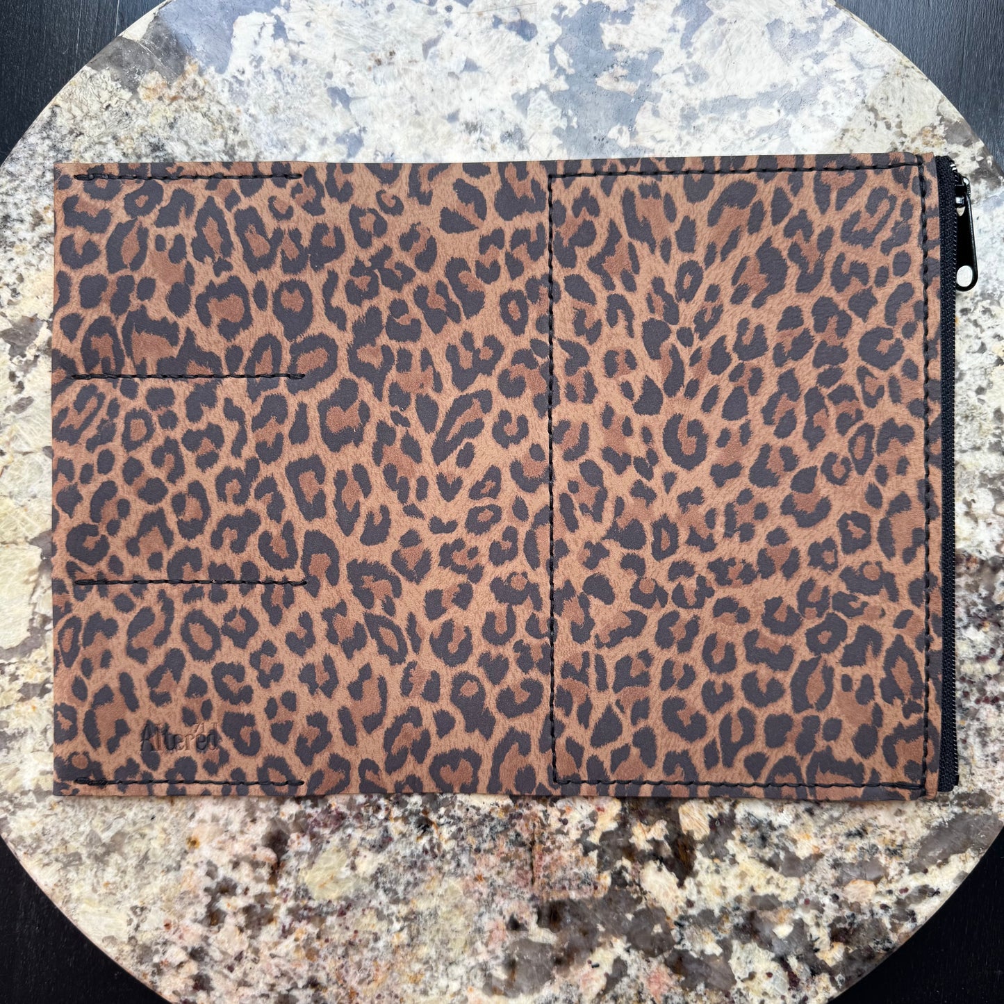 THE PORTFOLIO INSERT (A5) Ltd. Ed. Leopard