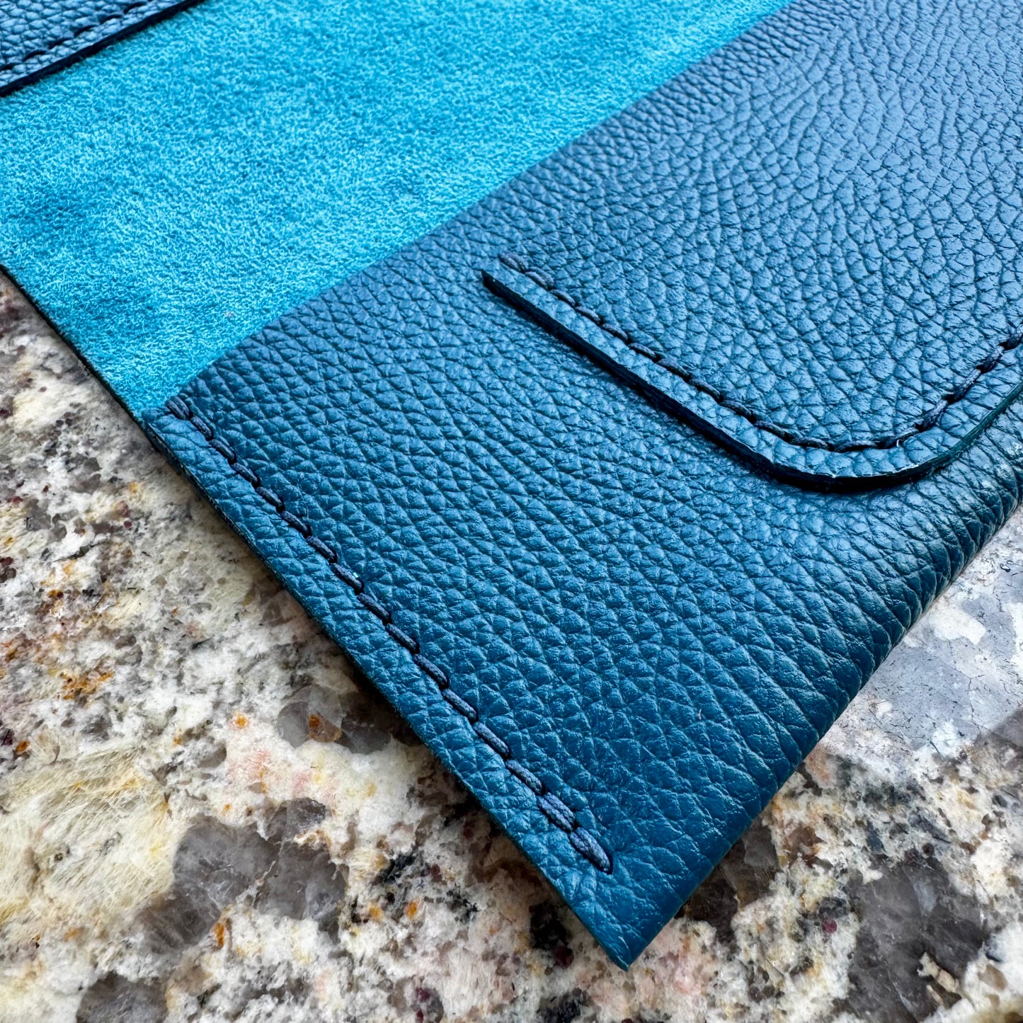 STUDIO PORTFOLIO DARK TEAL (M)