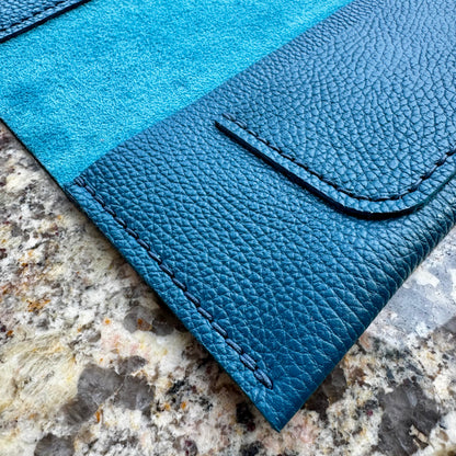 STUDIO PORTFOLIO DARK TEAL (M)