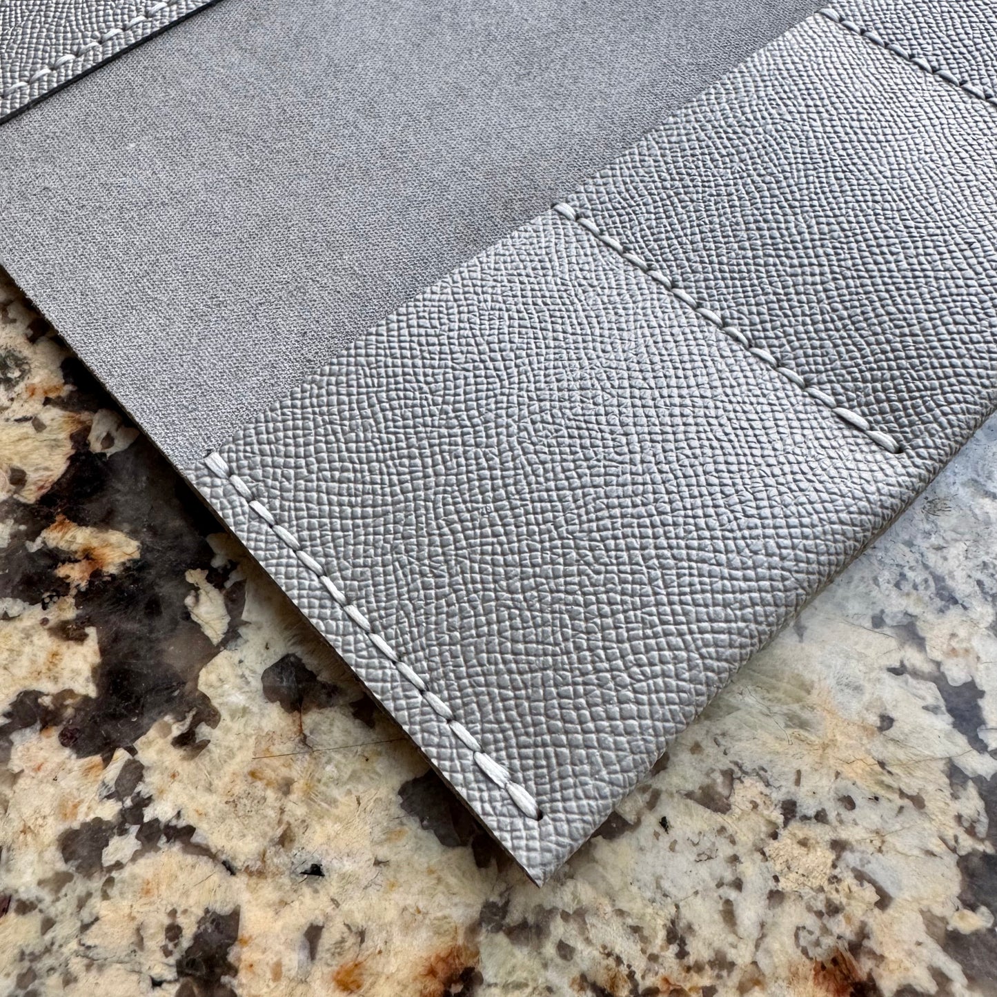 STUDIO PORTFOLIO GREY (M)