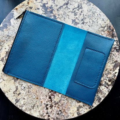 STUDIO PORTFOLIO DARK TEAL (M)