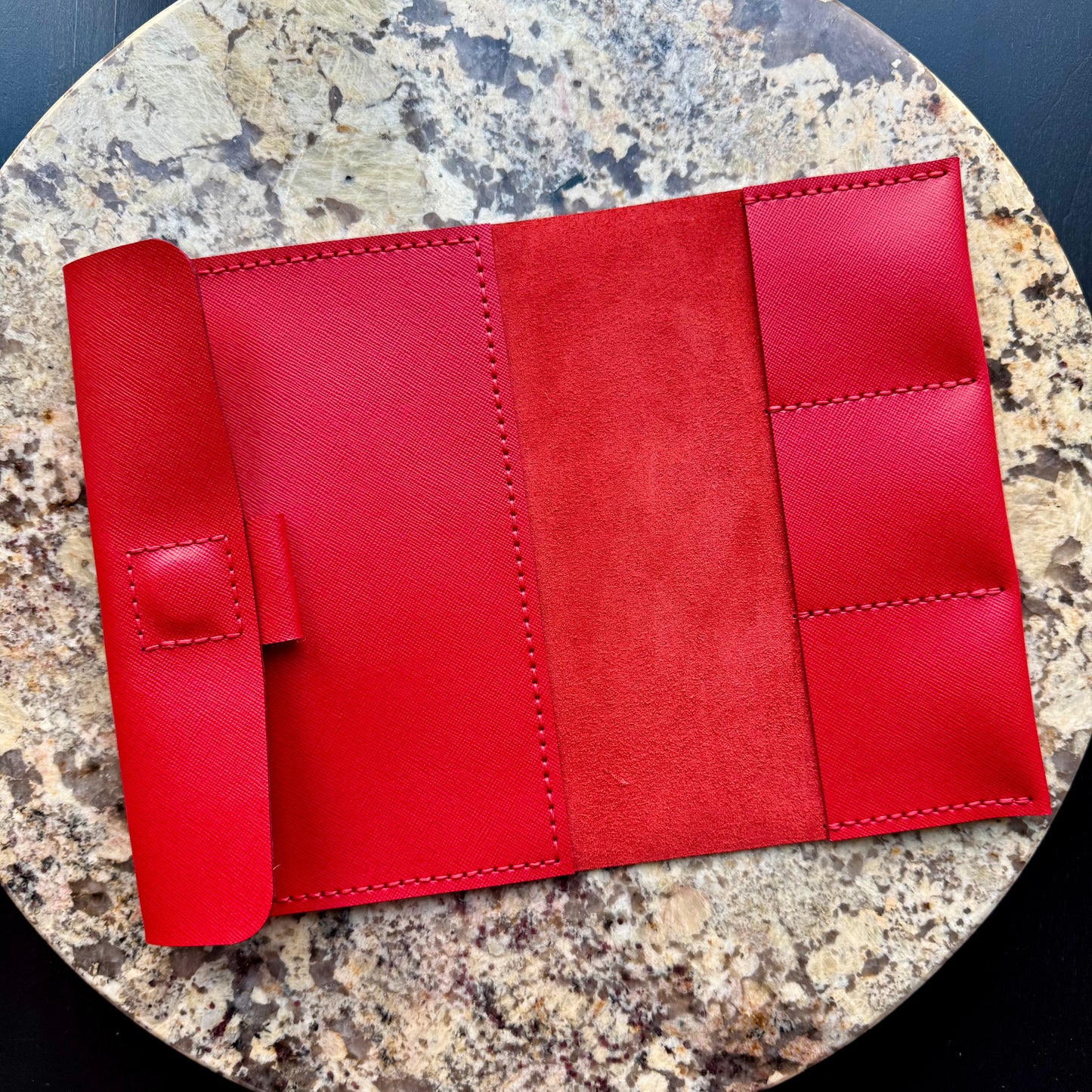 STUDIO PORTFOLIO ITALIAN RED (M)