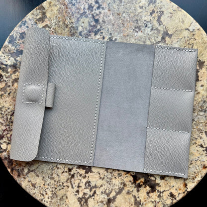 STUDIO PORTFOLIO GREY (M)