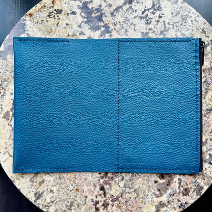 STUDIO PORTFOLIO DARK TEAL (M)